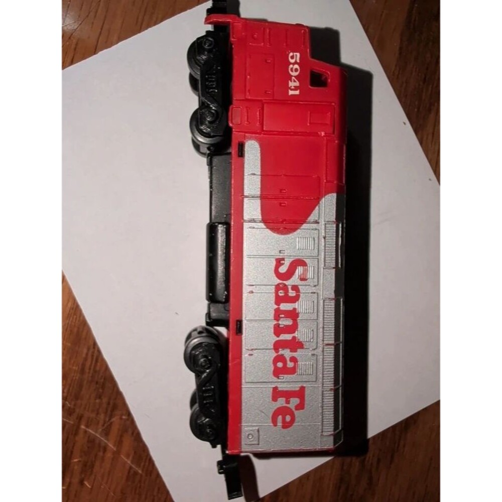 1983 Hot Wheels Railroad Santa Fe F40PH